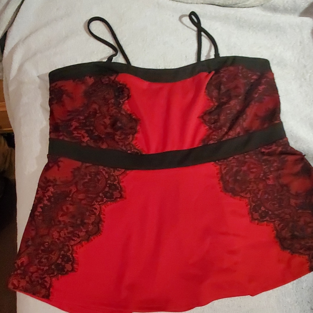 Red lace detail top